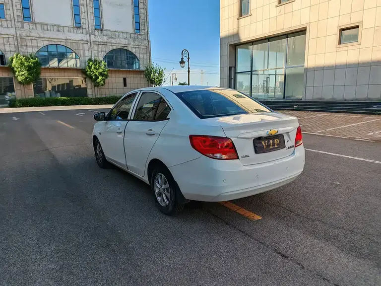 Chevrolet Sail Sail 3 1.3 L AMT Ideal