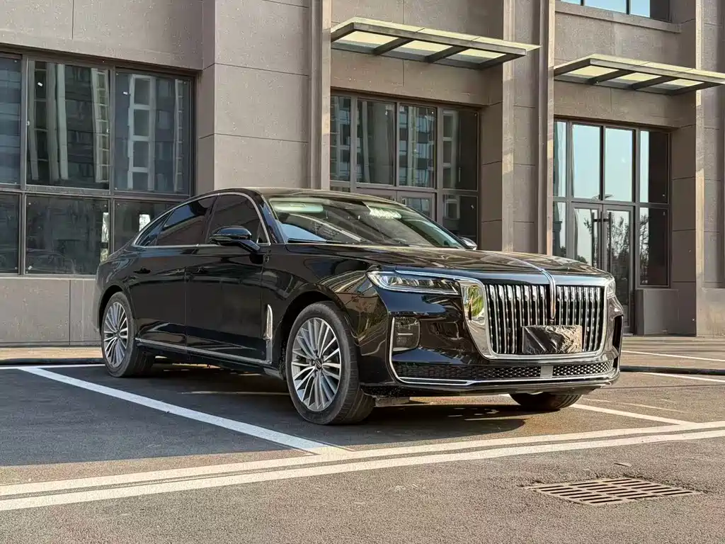 Hongqi H9 3.0 T Connected Flagship
