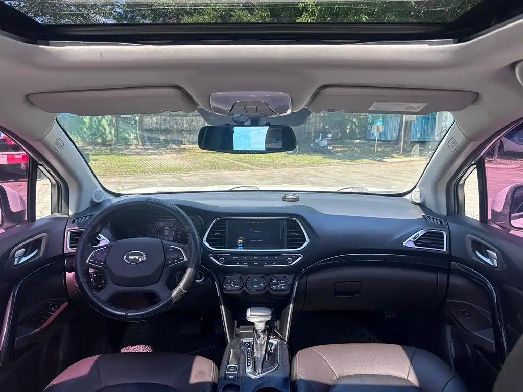 GAC Trumpchi GS4 235 T G-DCT Luxury
