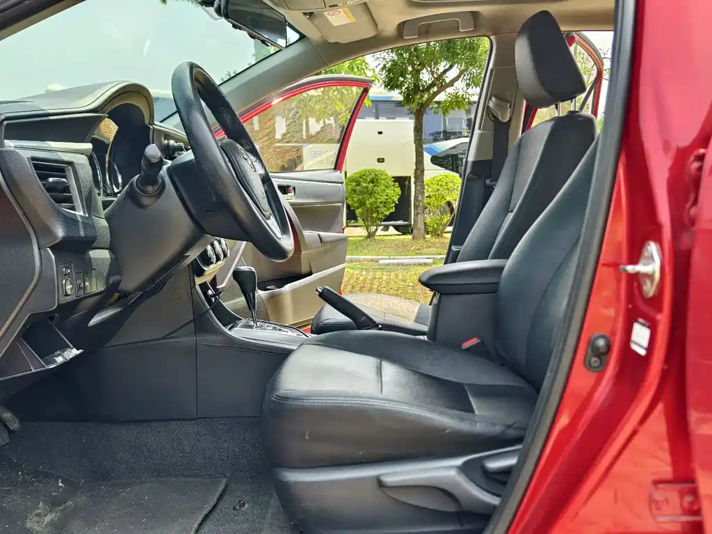 Levin 1.6 G CVT Elite