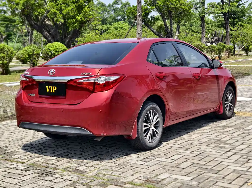 Levin 1.6 G CVT Elite