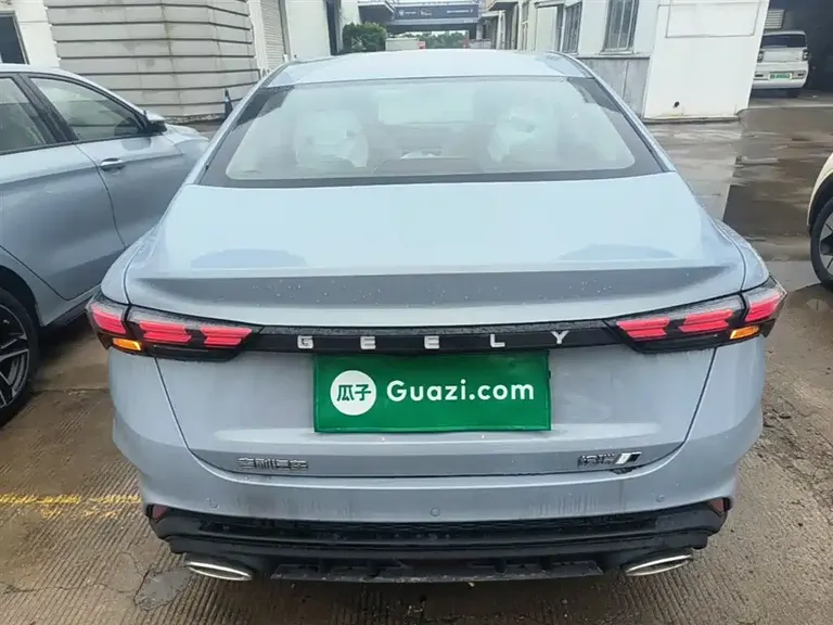 Geely Binrui Binrui COOL 1.5 T DCT Dragon