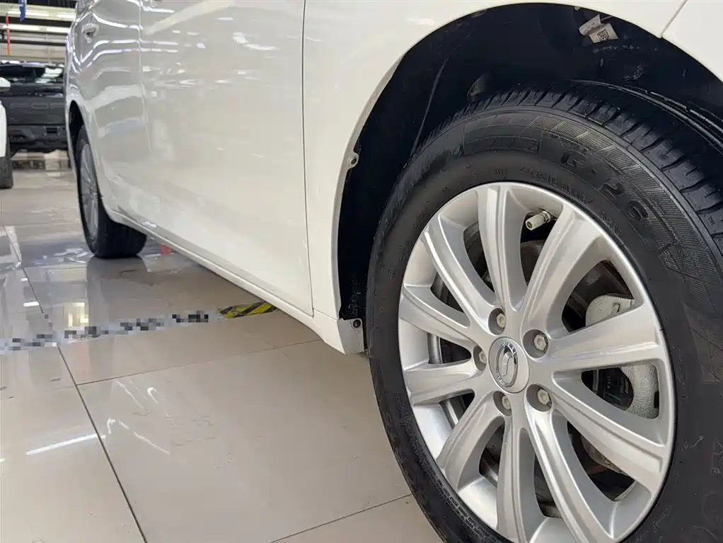 GAC Trumpchi M6 270 T DCT Luxury (7-seat) CN-VI