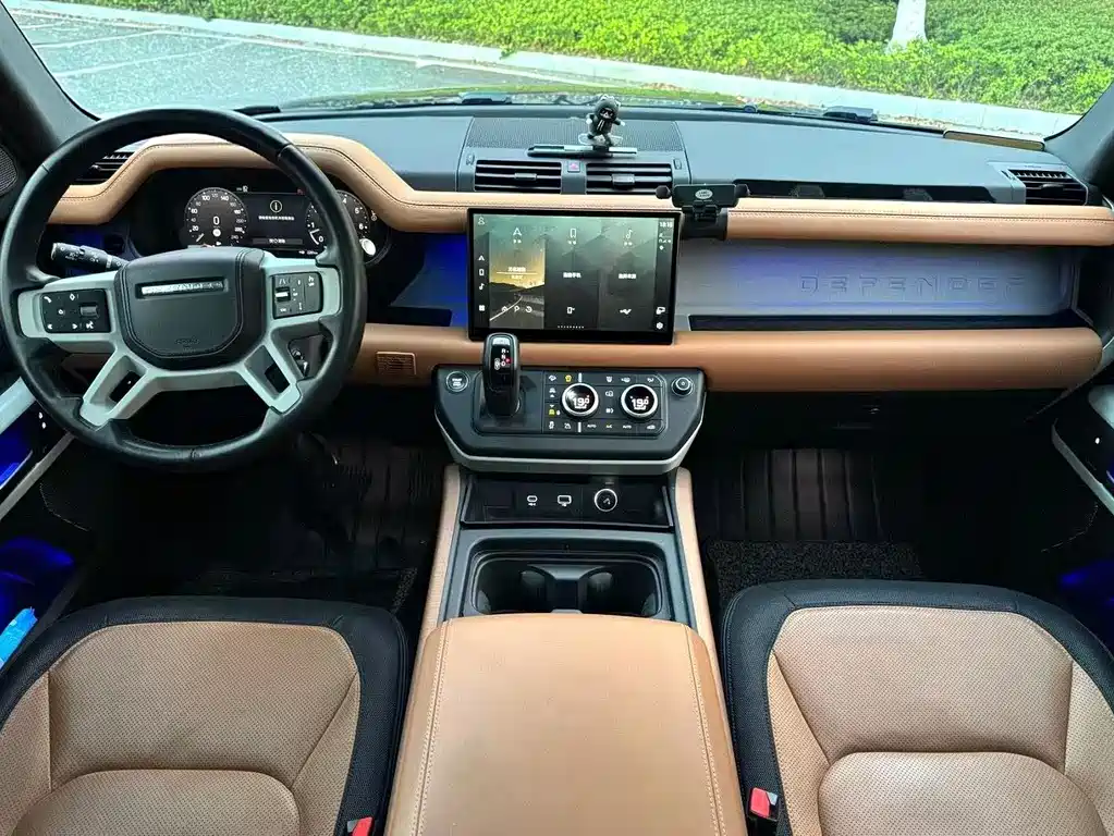 Land Rover Defender Facelift 110 3.0 T P400 X-DYNAMIC HSE
