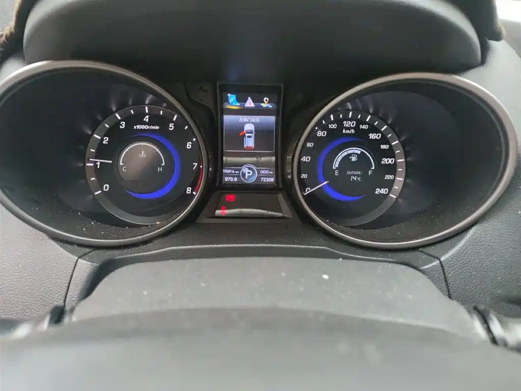 Changan CS75 1.8 T Auto Elite CN-V