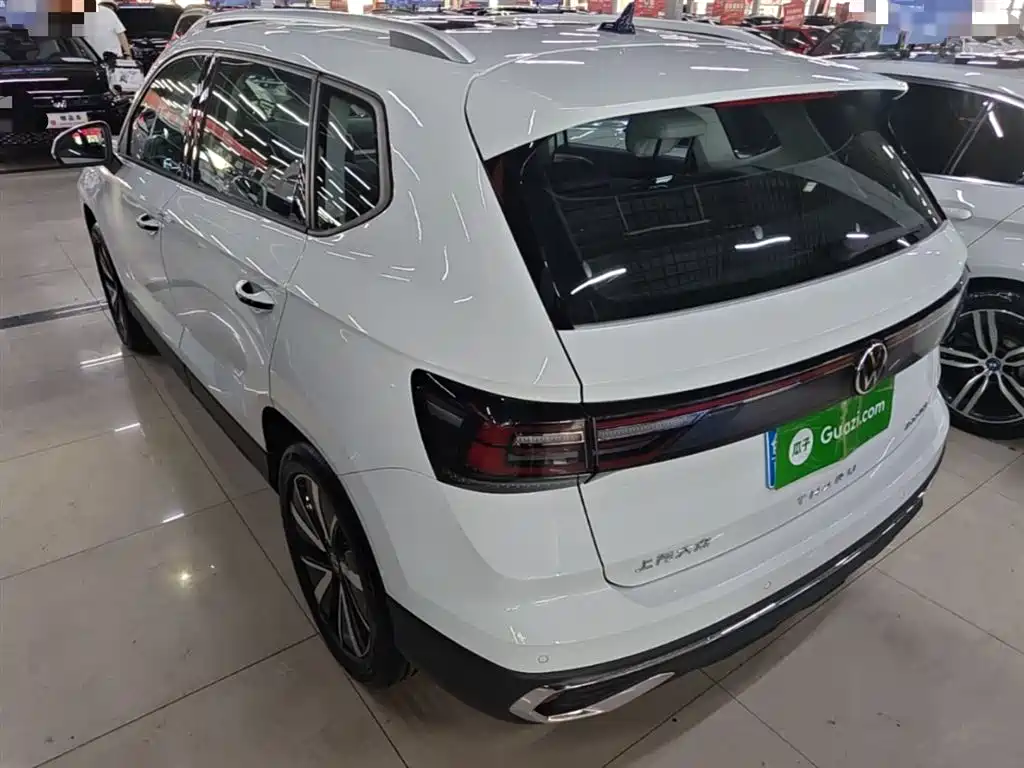 Tharu 途岳 2025款 300 TSI 两驱皓月版