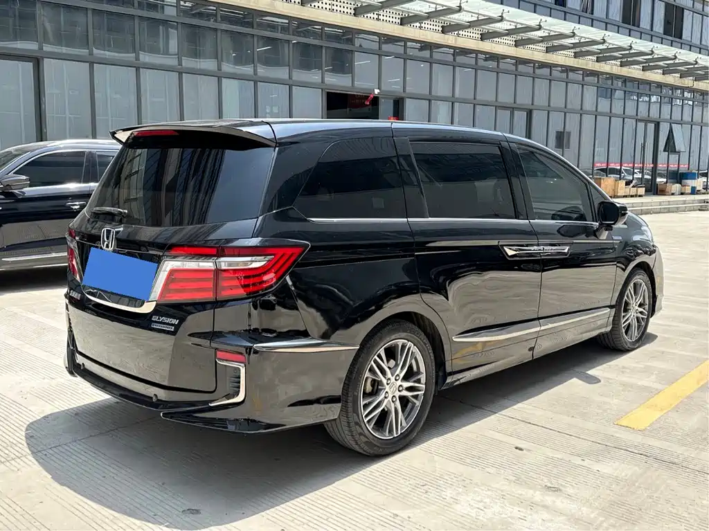 Elysion 2.0 L Hybrid Luxury