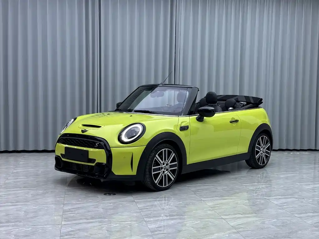 MINI MINI 2023款 改款二 2.0 T COOPER S CABRIO 艺术家