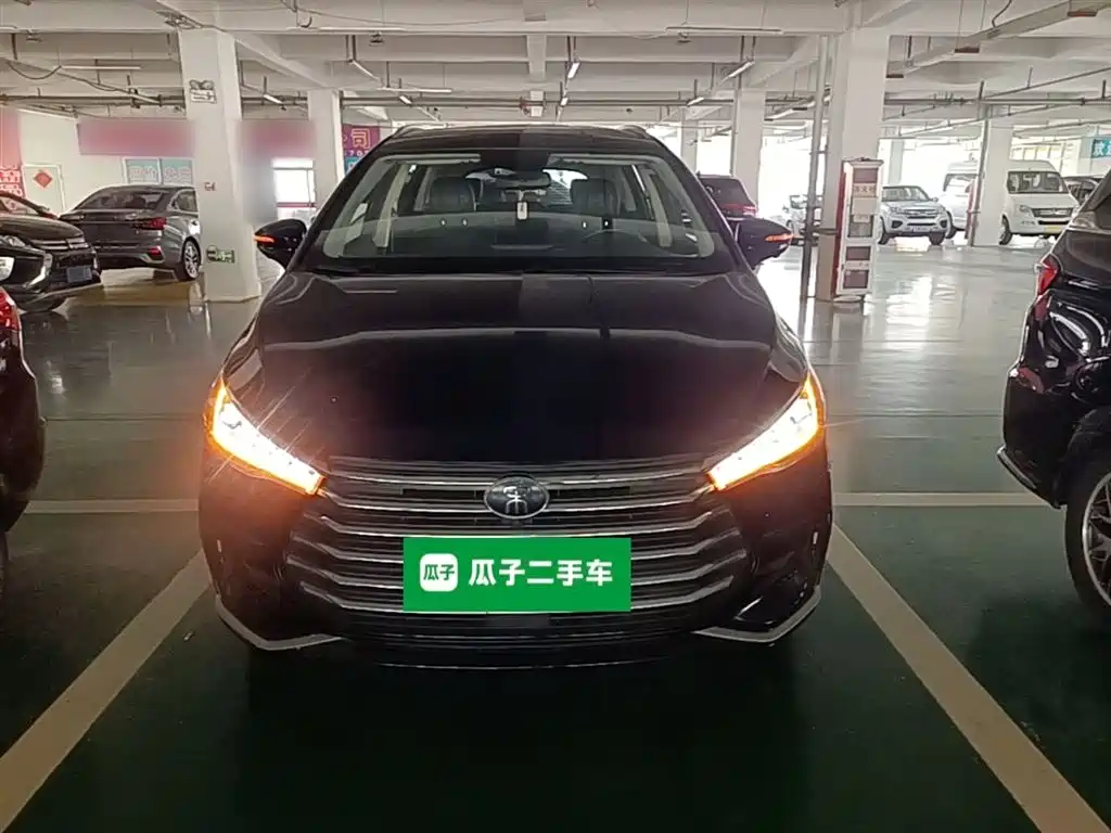 Song MAX Upgraded 1.5 T Auto Distinguished 6-seat