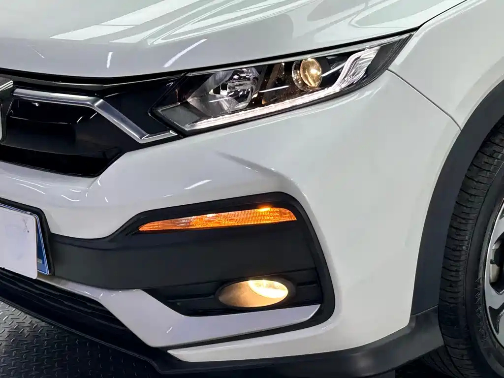 Honda XR-V 1.5 L CVT Obsidian Stone