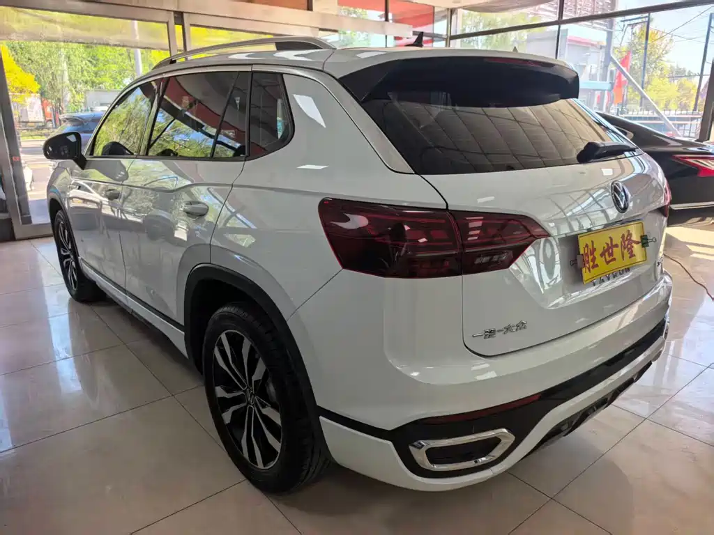 Tayron 380 TSI 4 WD R-Line Connected