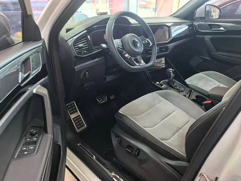 Tayron 380 TSI 4 WD R-Line Connected