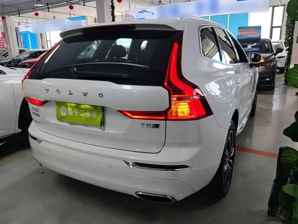 Volvo XC60 T5 4 WD Smart Grace Luxury