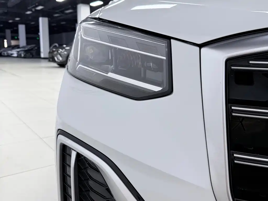 Audi Q2 L 35 TFSI Fashion Elegant