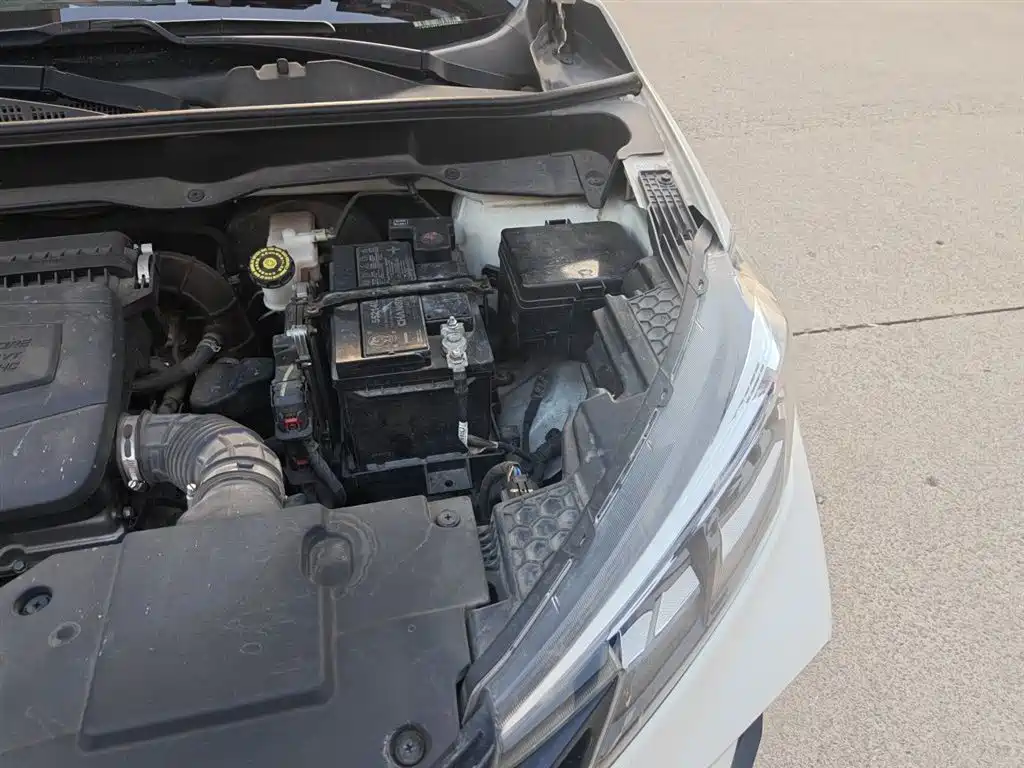 Changan CS15 长安CS15 2019款 1.5 L 手动进取型 国VI