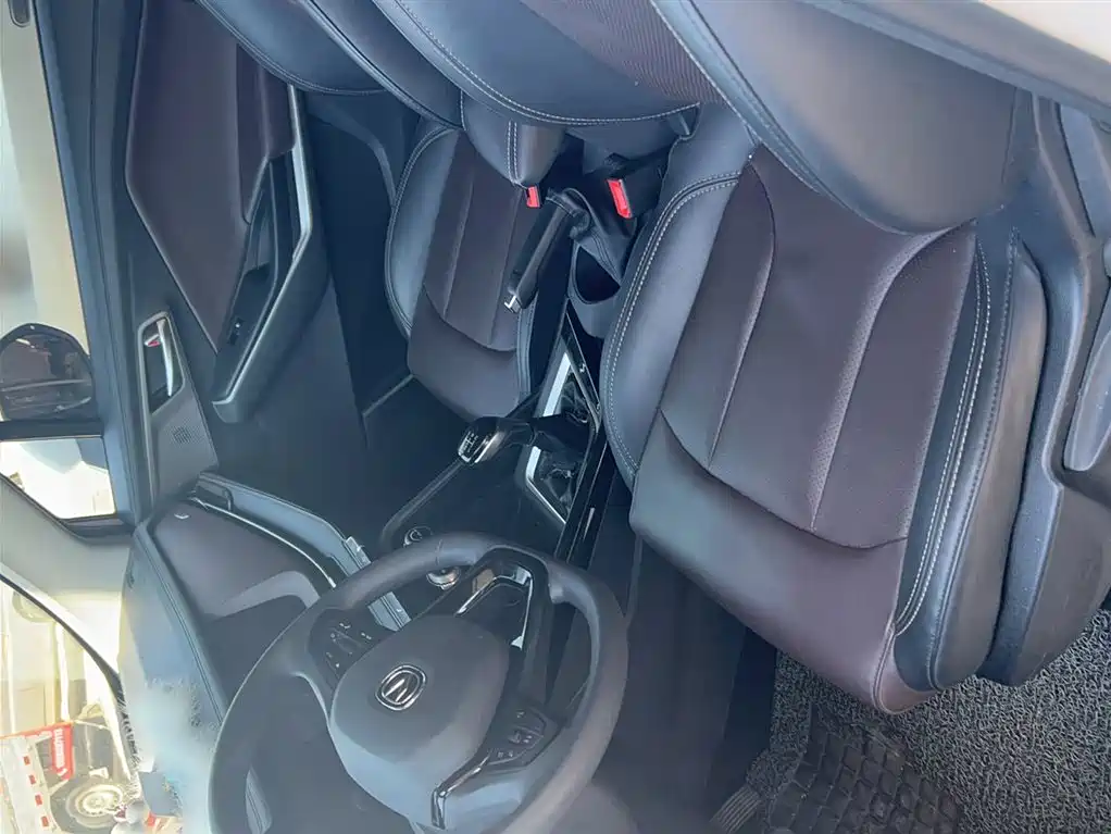Changan CS15 长安CS15 2019款 1.5 L 手动进取型 国VI