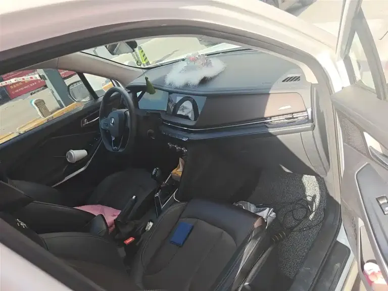 Changan CS15 长安CS15 2019款 1.5 L 手动进取型 国VI
