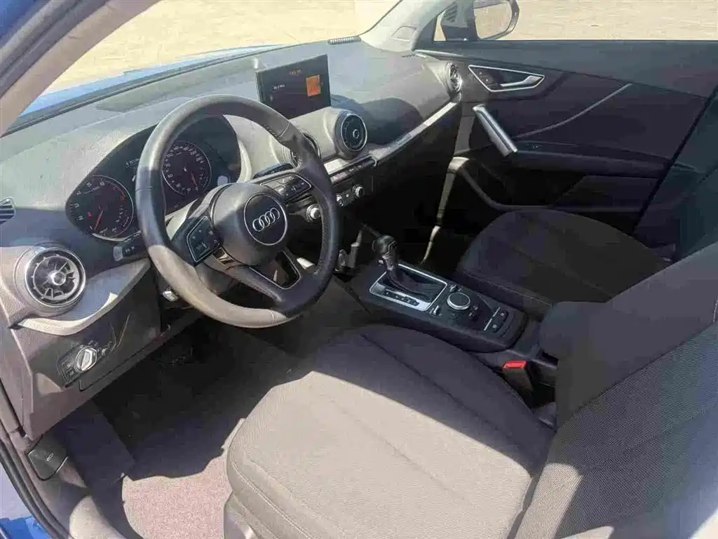 Audi Q2 L 35 TFSI Progressive Dynamic