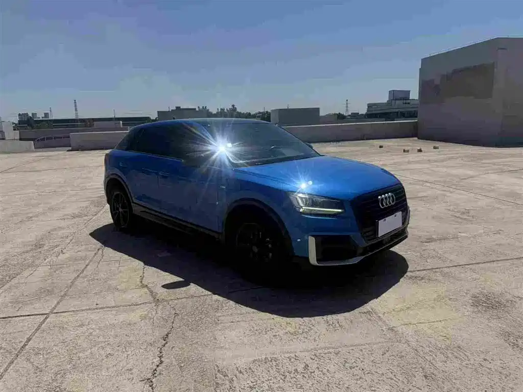 Audi Q2 L 35 TFSI Progressive Dynamic