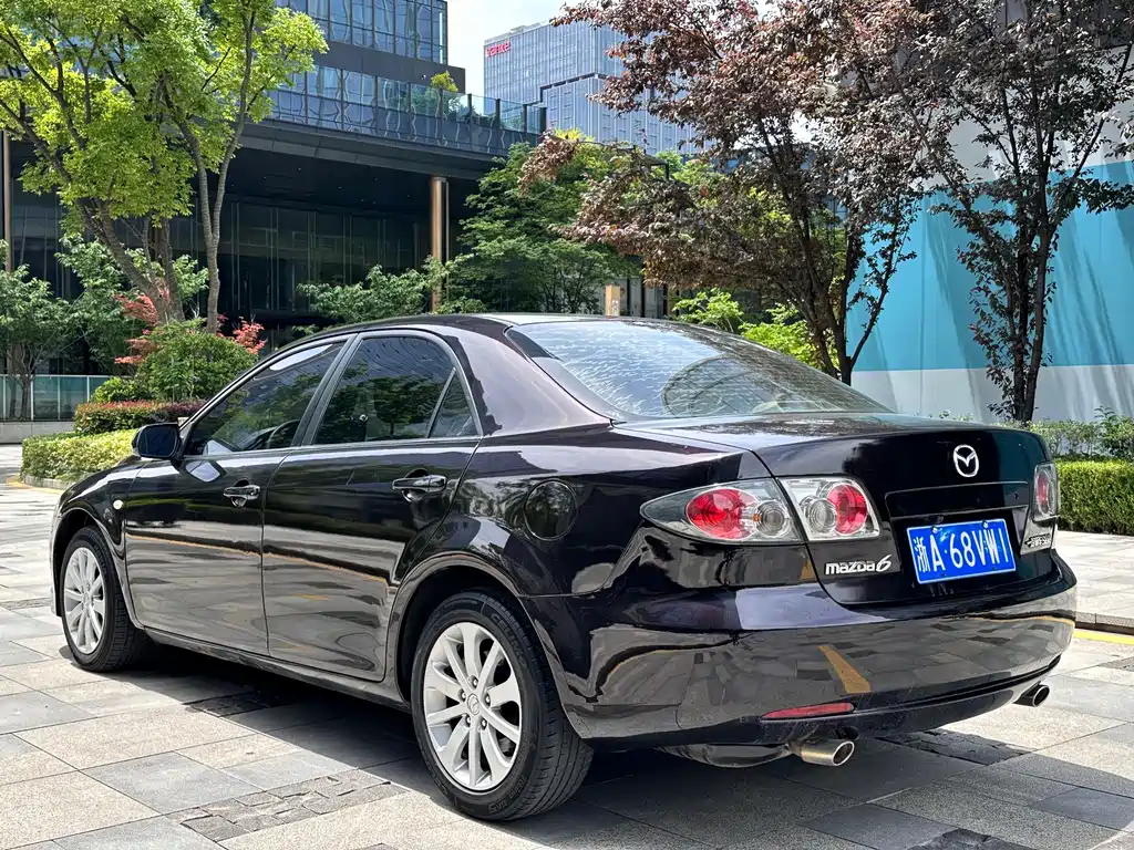 Mazda 6 2.0 L Auto Super Luxury