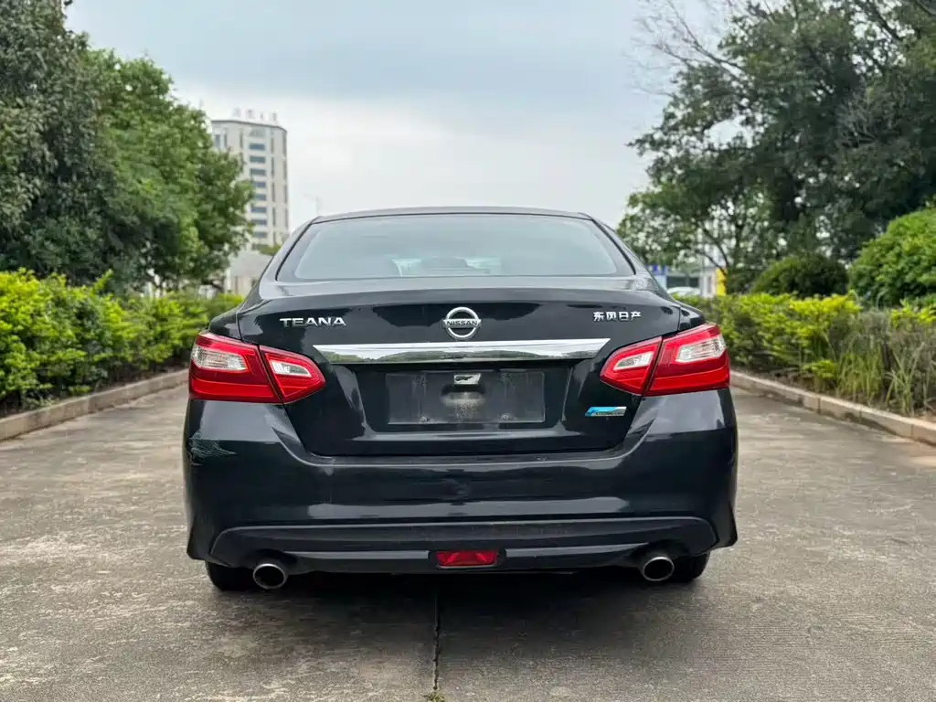 Teana 2.0 L XL Smart Progress