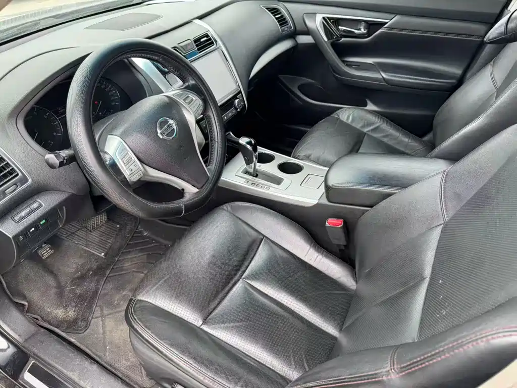 Teana 2.0 L XL Smart Progress