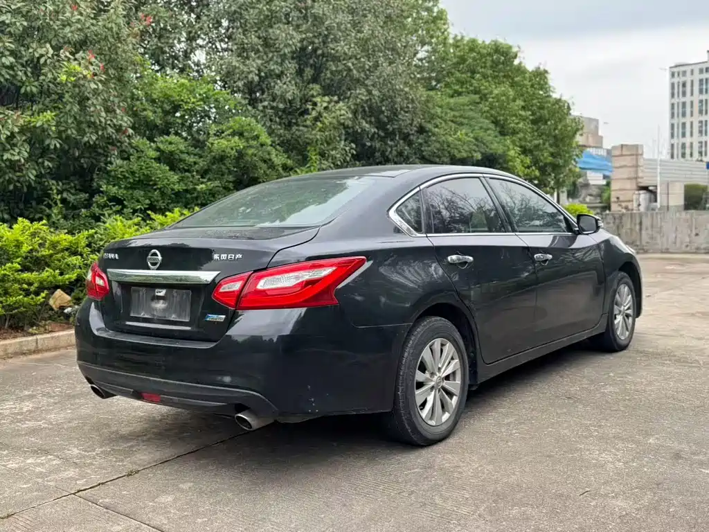 Teana 2.0 L XL Smart Progress