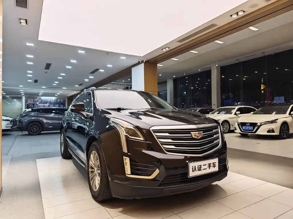 Cadillac XT5 28 T 4 WD Luxury