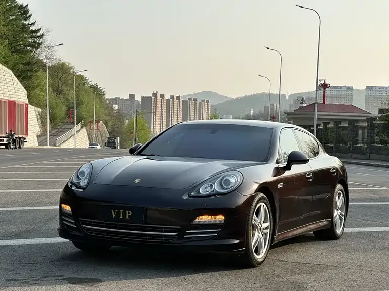 Porsche Panamera Panamera 4 3.6 L