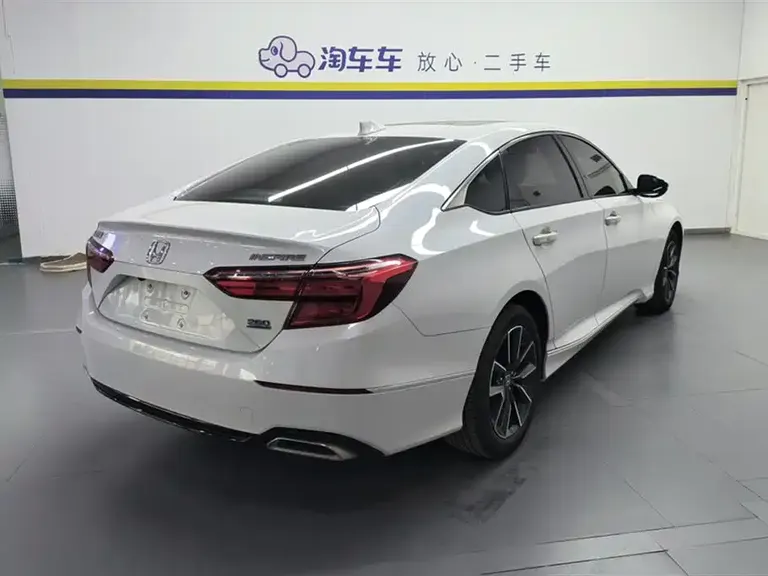 Honda Inspire 260 TURBO Refined