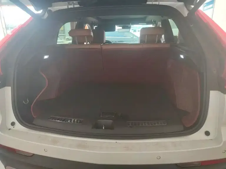 Cadillac XT4 28 T 2 WD Distinguished
