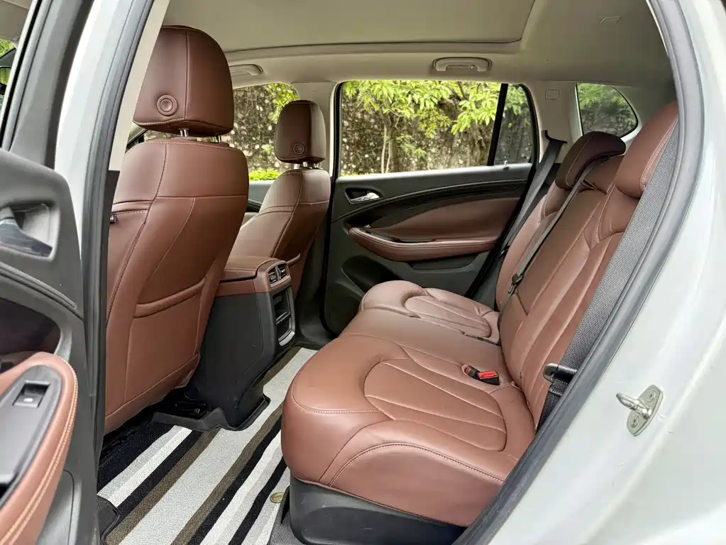 Envision Plus 20 T 2 WD Luxury