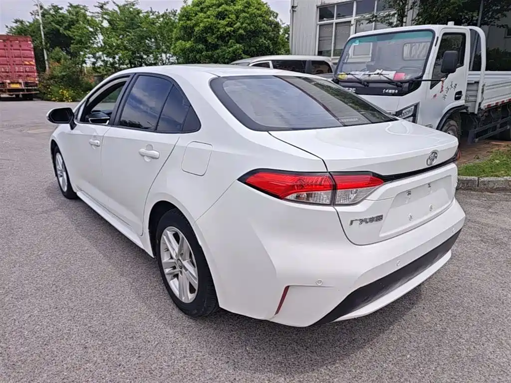 Levin Facelift TNGA 1.5 L CVT Progressive