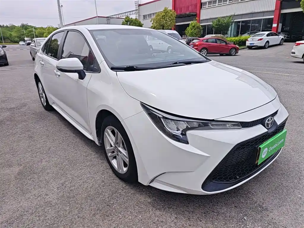 Levin Facelift TNGA 1.5 L CVT Progressive