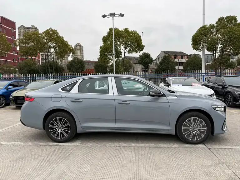 Geely Xingrui Oriental Shine 1.5 TD Soaring