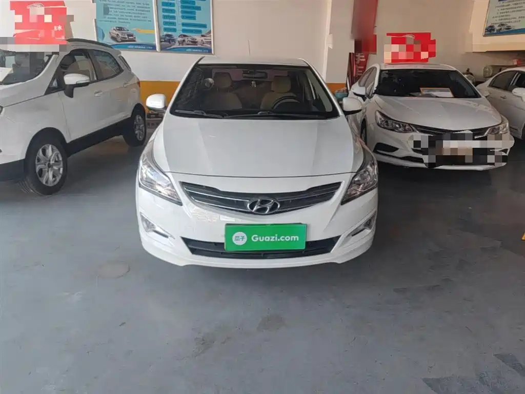 Accent 1.4 L Auto Intelligent GLS