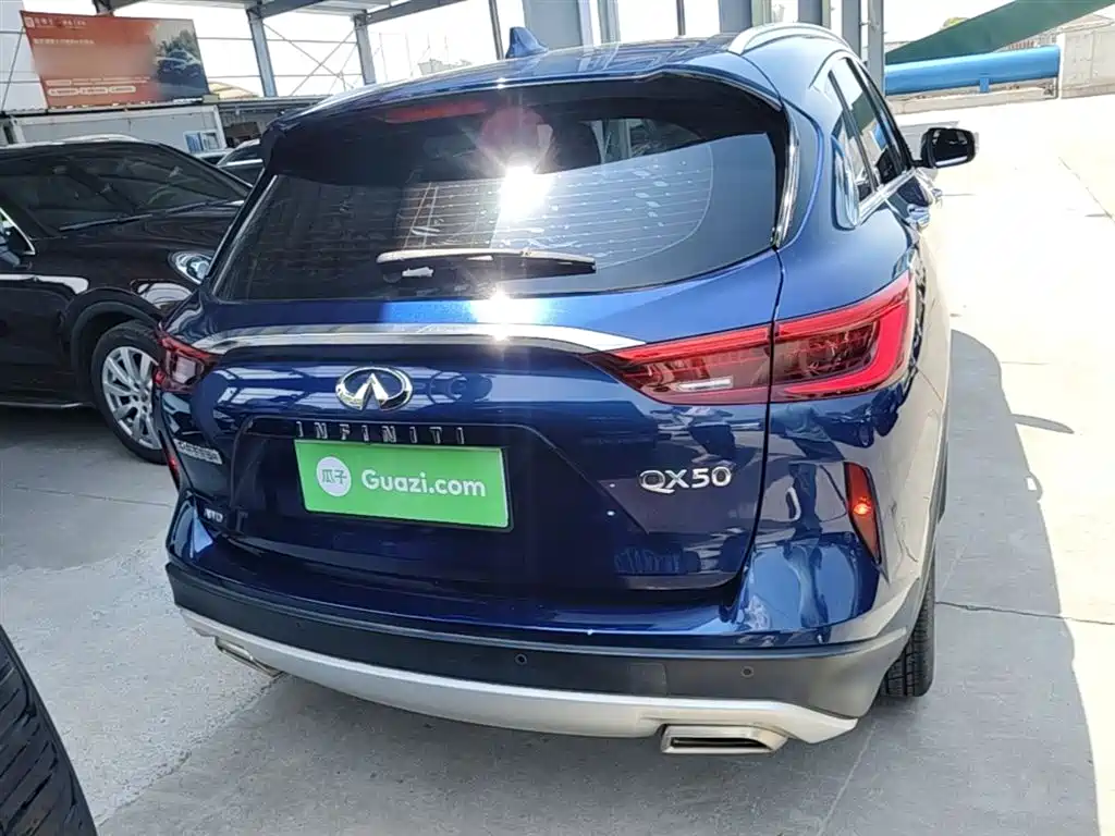 Infiniti QX50 2.0 T 4 WD Elite