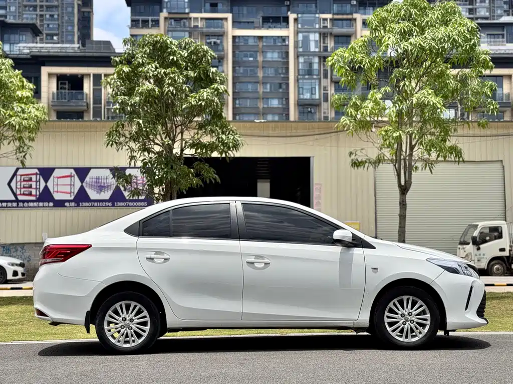 Vios 1.5 L CVT Creation