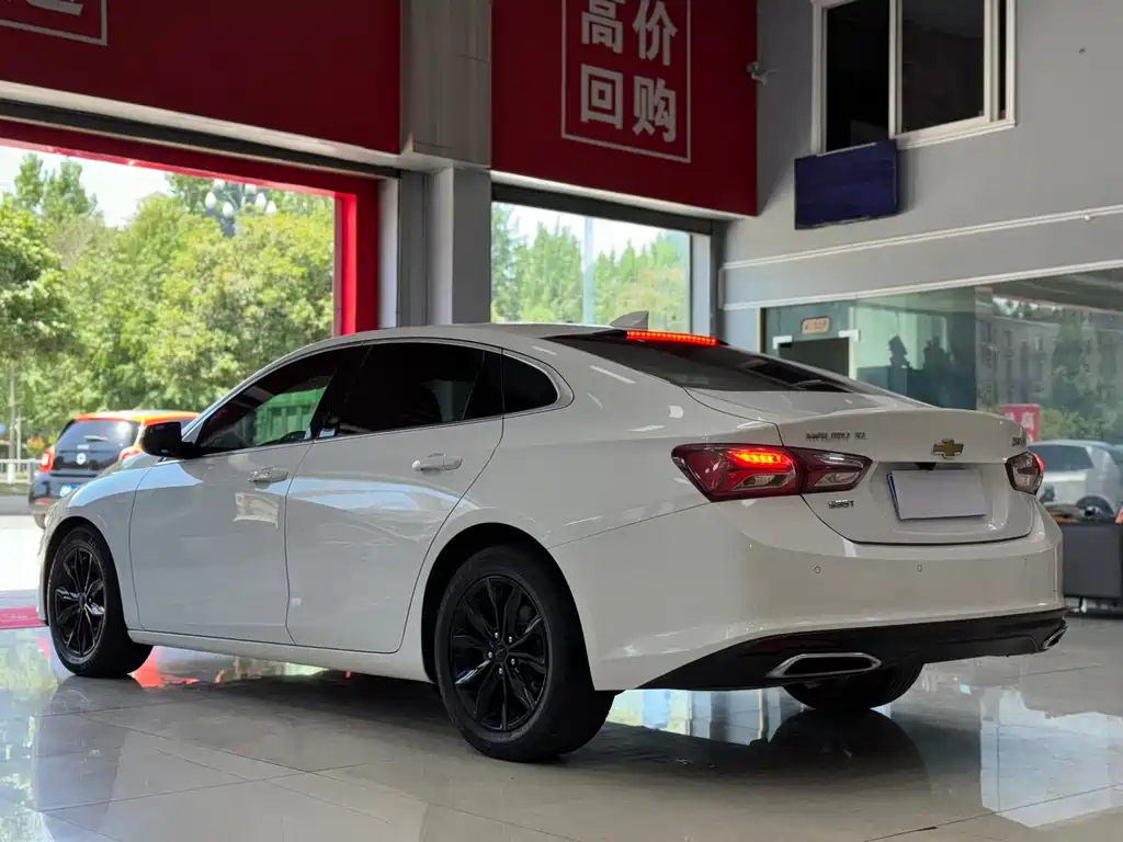 Malibu XL 535 T CVT Sharp Connect