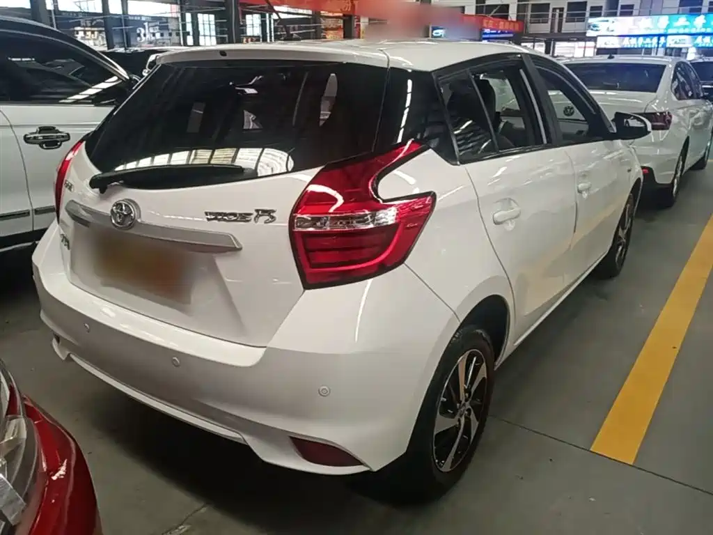 Vios FS 1.5 L CVT Sharp Speed