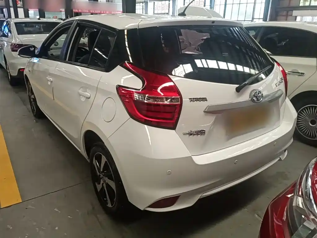 Vios FS 1.5 L CVT Sharp Speed