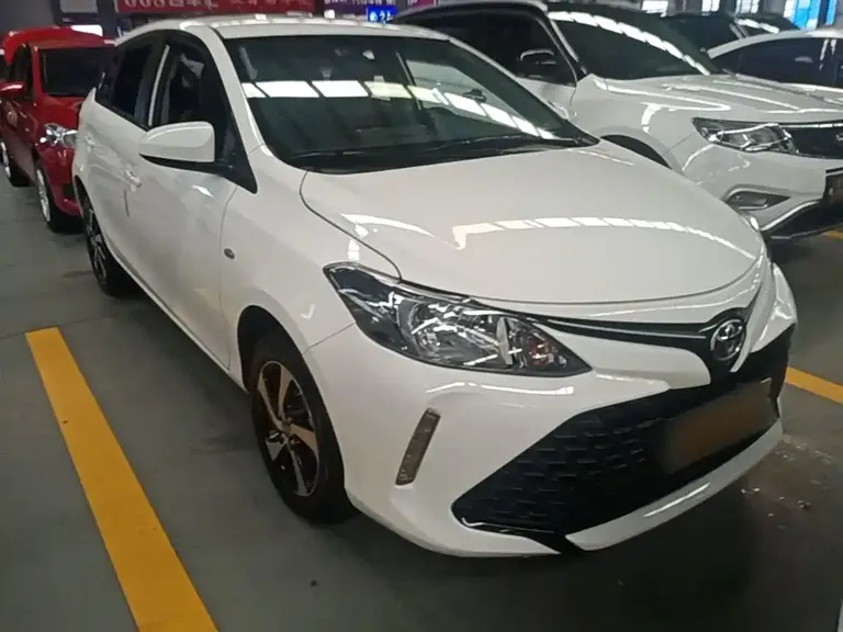 Toyota Vios FS 1.5 L CVT Sharp Speed