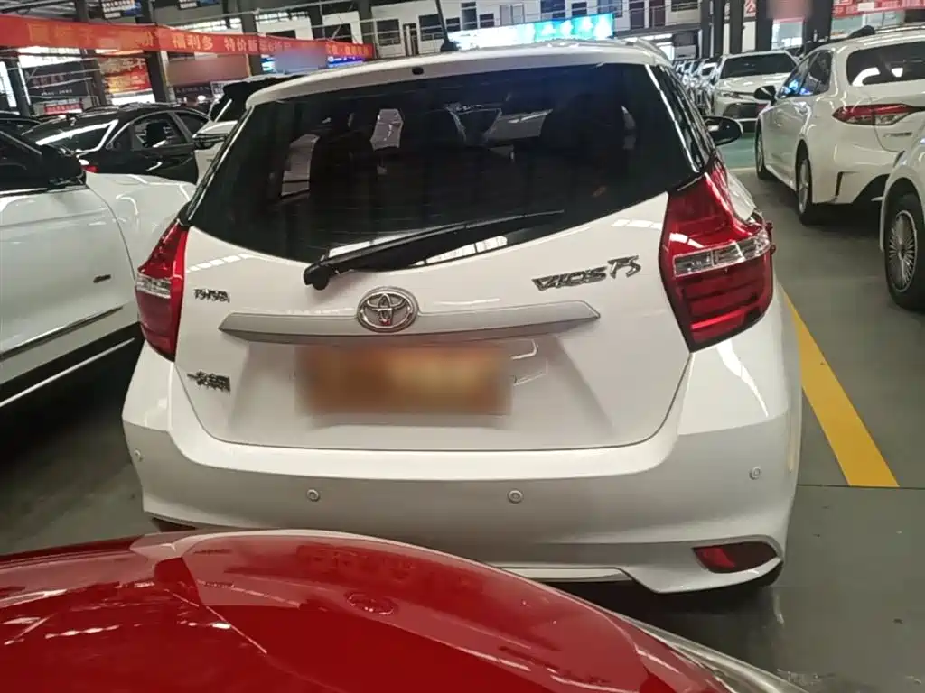 Vios FS 1.5 L CVT Sharp Speed