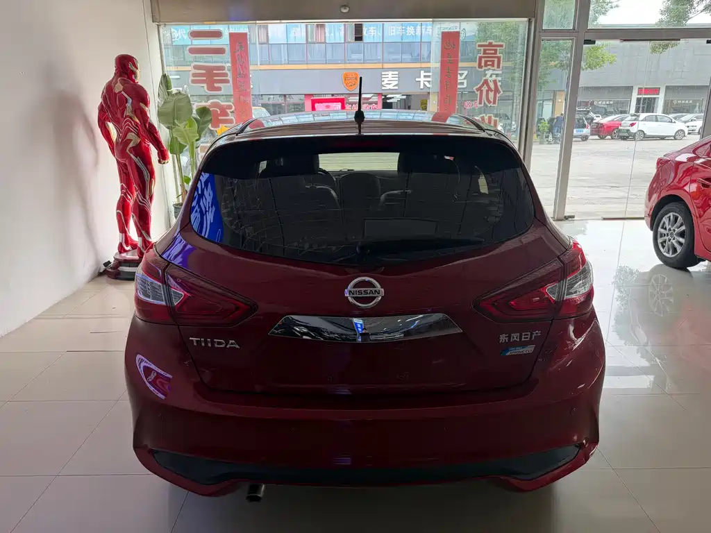 Tiida 1.6 L CVT Smart Travel CN-VI