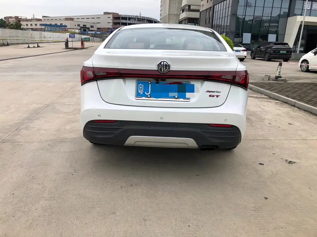 Ruixing 1.5 T Auto Value Luxury