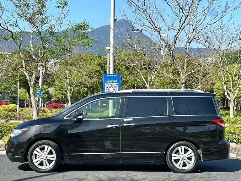Nissan Quest 3.5 L SL