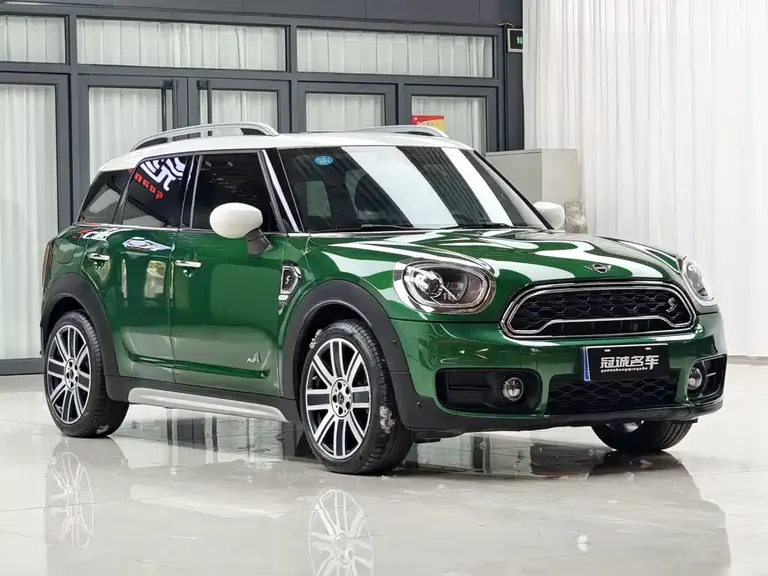 MINI COUNTRYMAN MINI COUNTRYMAN 2020款 2.0 T COOPER S ALL4 极地版