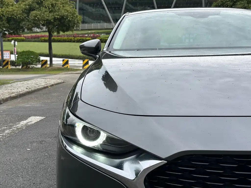 Mazda 3 Axela 2.0 L Auto