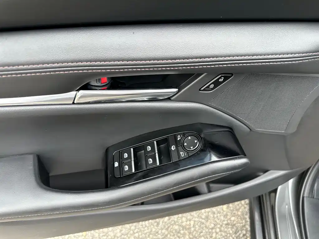 Mazda 3 Axela 2.0 L Auto