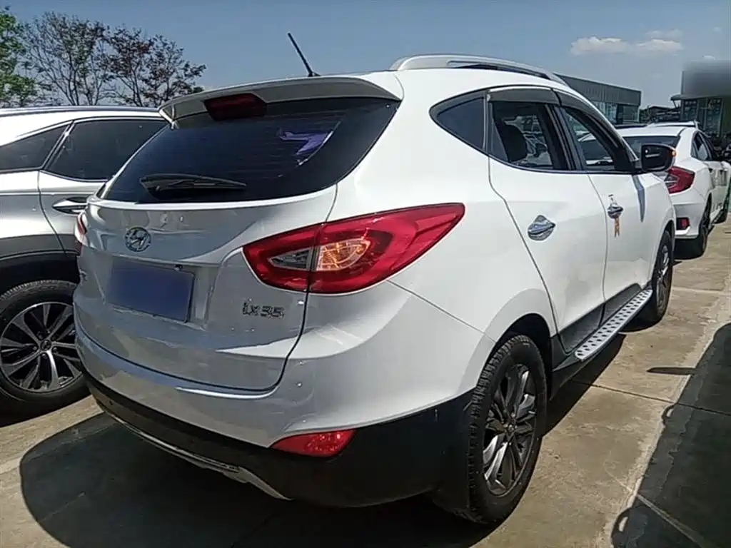 Hyundai ix35 2.0 L Auto 2 WD Intelligent CN-IV
